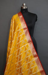 YELLOW COTTON SILK CONTRAST DYE SAREE WITH RANGKAAT