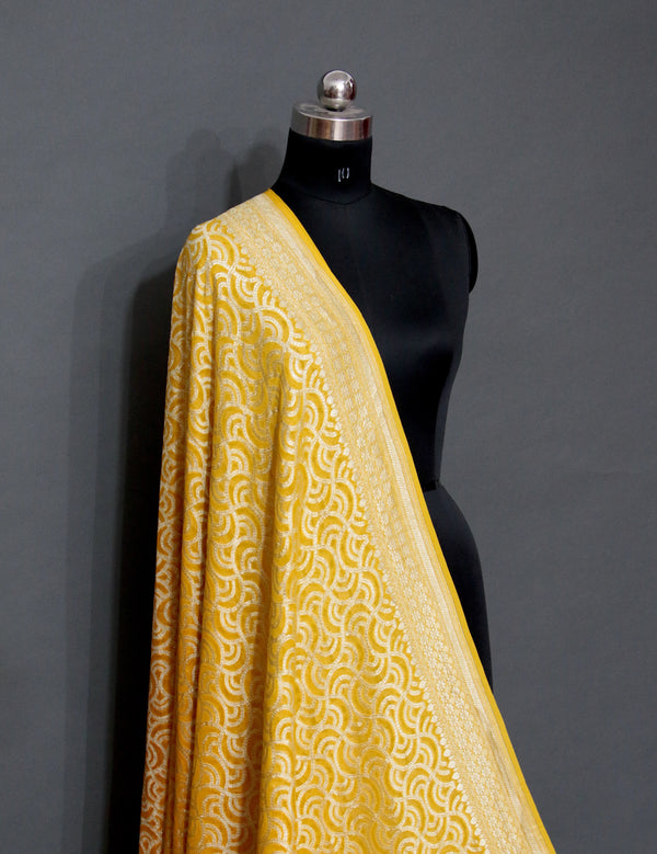 YELLOW SHADED KHADDI GEORGETTE SAREE WITH ZARI WORK