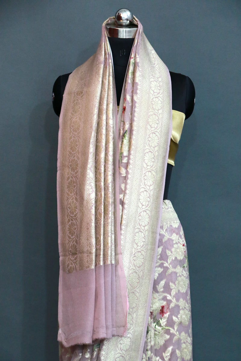 LAVENDER DIGITAL PRINT ZARI WOVEN KHADDI GEORGETTE SAREE