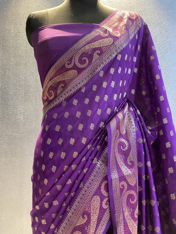 Purple Pure kataan chinya tilfi aachal border banarasi saree