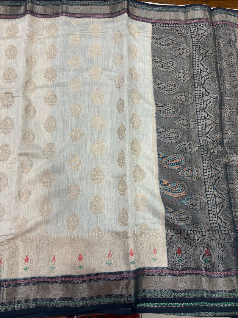 Munga Silk Banaasi Saree