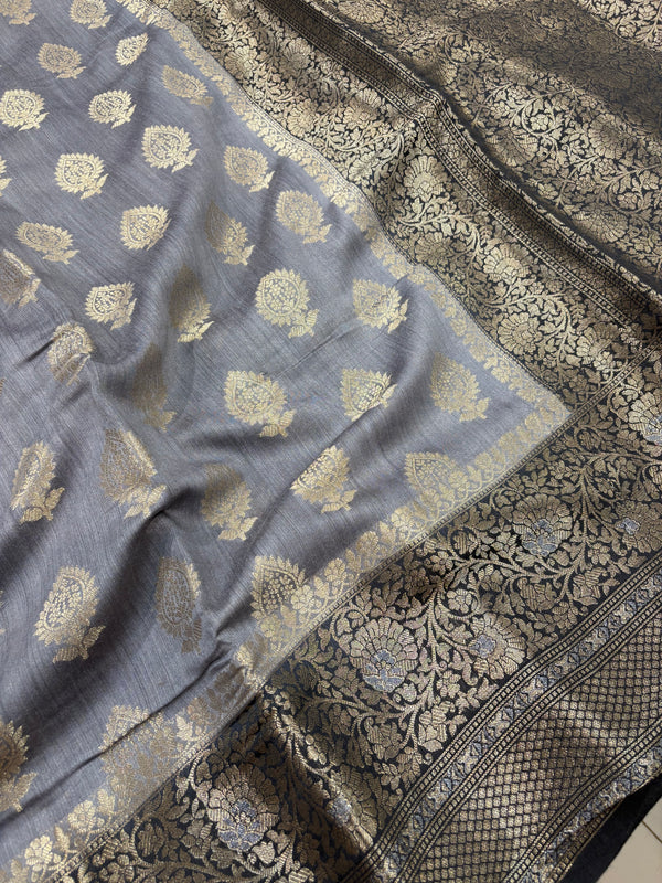 Munga Silk Banarasi Saree