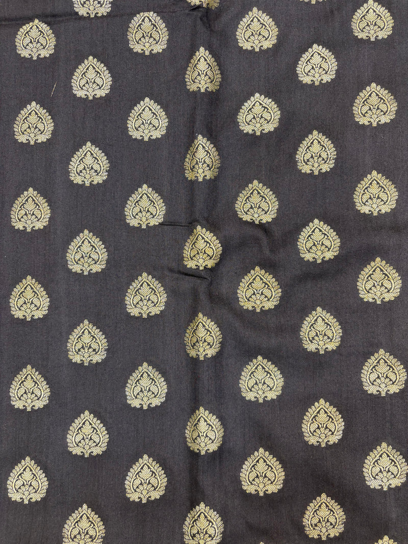Munga Silk Banarasi Saree