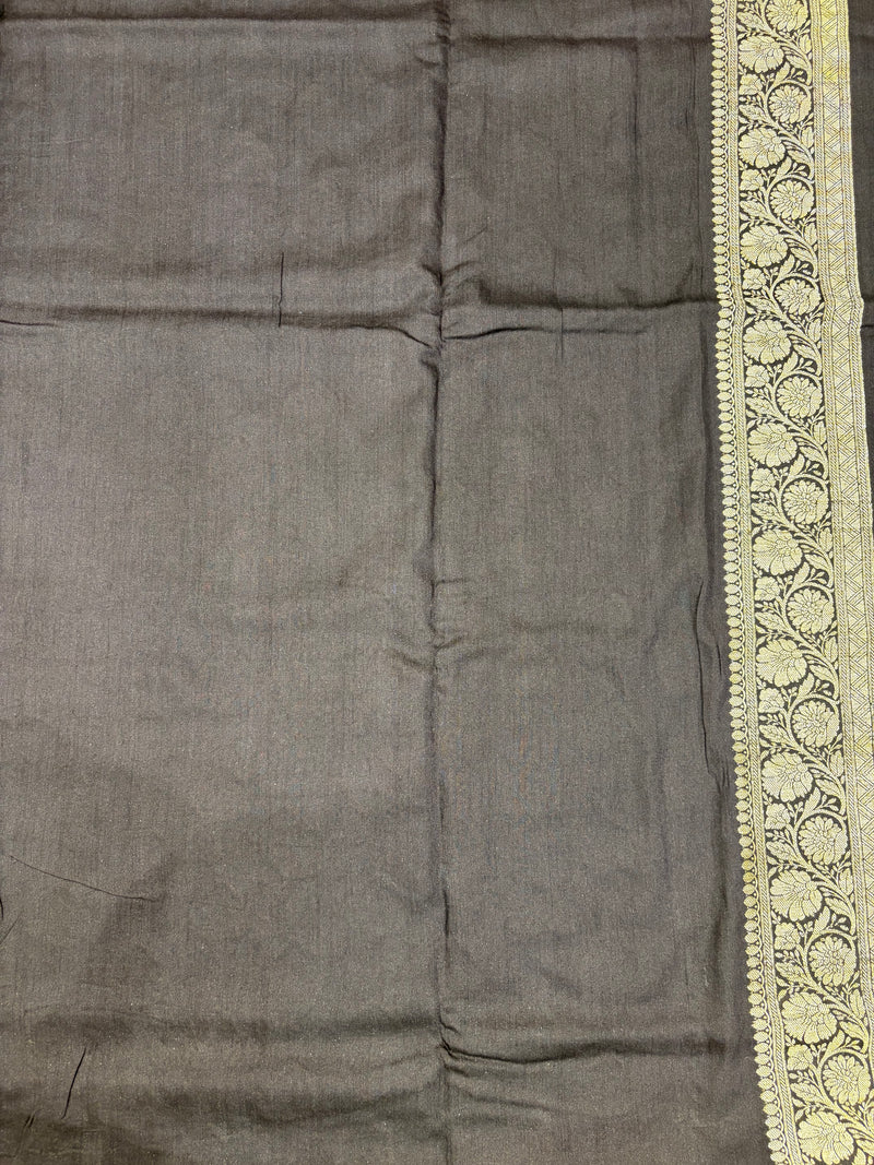 Munga Silk Banarasi Saree