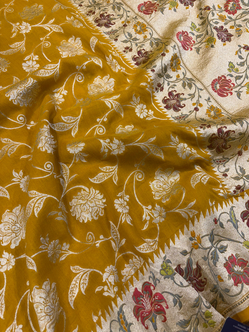 Handwoven Munga SIlk Banarasi Saree