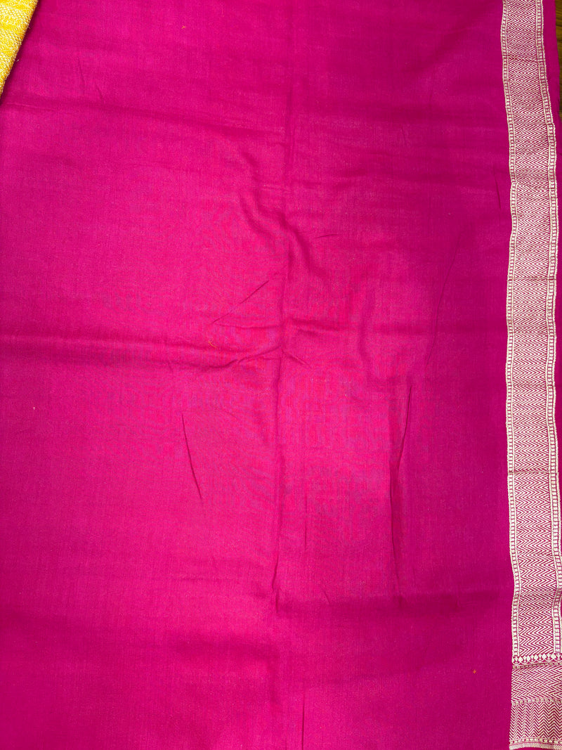 Handwoven Munga SIlk Banarasi Saree
