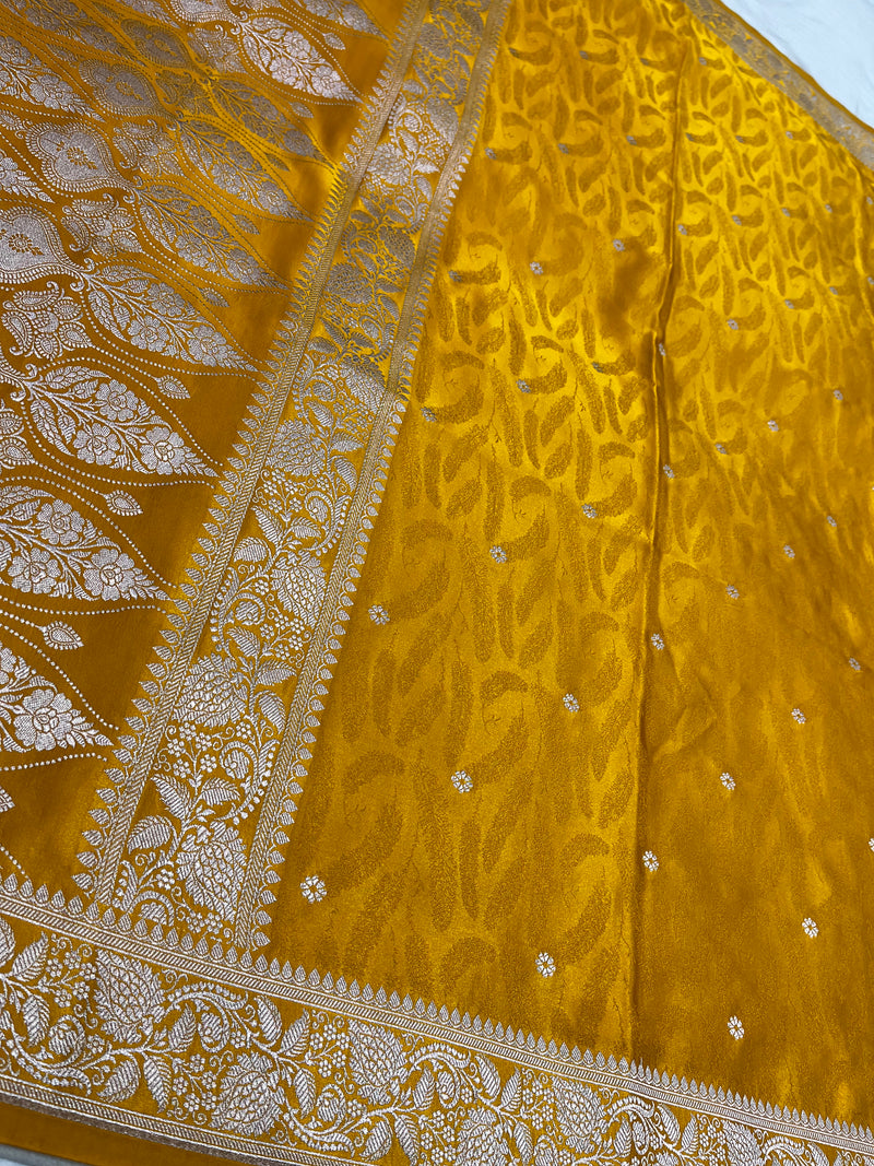 Premium Mashru Silk Banarasi Saree