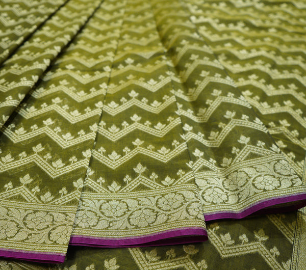 Gold to Black shaded Cotton Silk Zig Zag Banarasi Saree