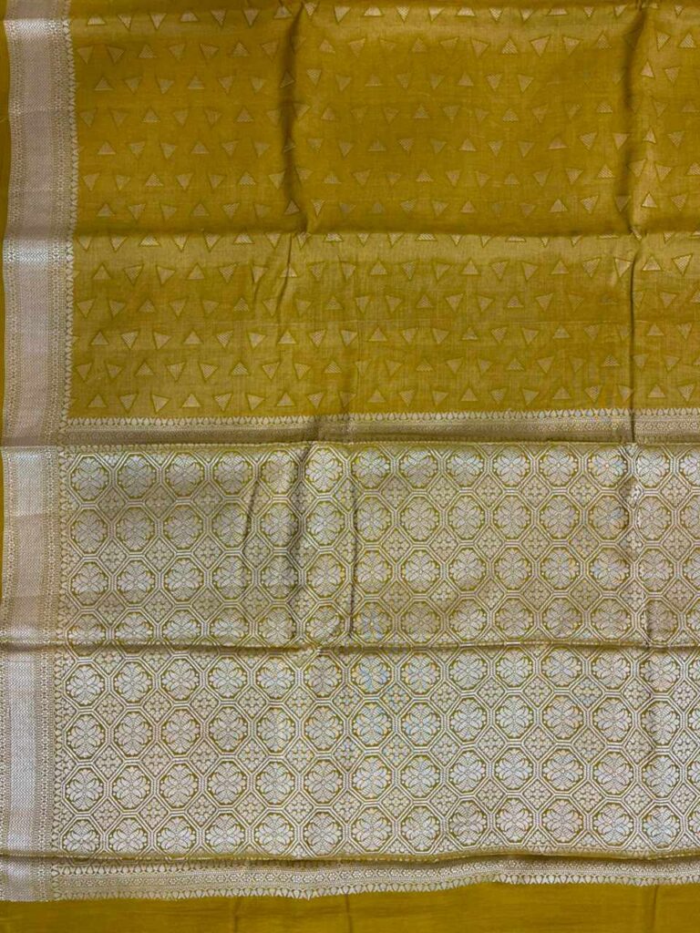 Golden Munga Silk Banarasi Saree