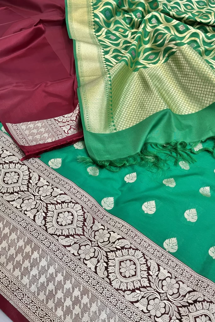 Green Semi Silk Unstiched Banarasi Lehenga