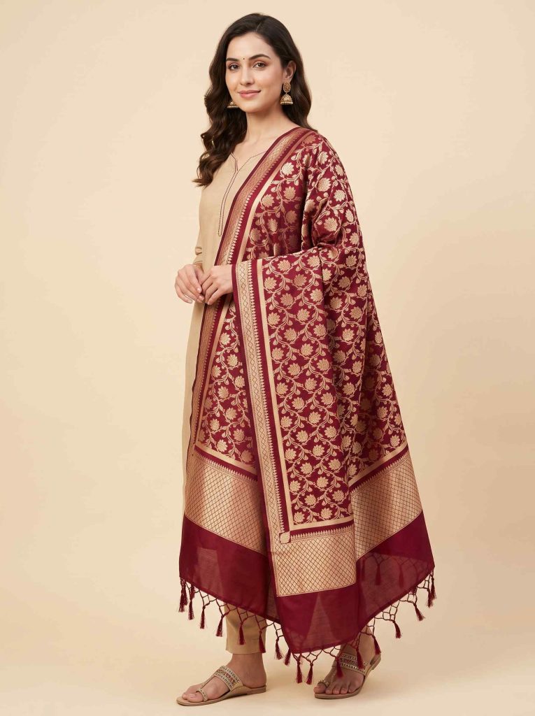 Red Kataan Silk Banarasi Dupatta With Beautiful Floral Jaal Zari Work