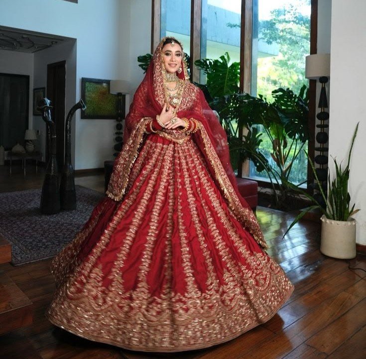 Banarasi Bridal Lehenga or Bridal Saree? A Buyer’s Guide for 2026–27 Weddings