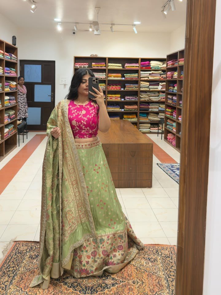 Banarasi Pure Kataan Silk Lehenga in Zardozi Work.
